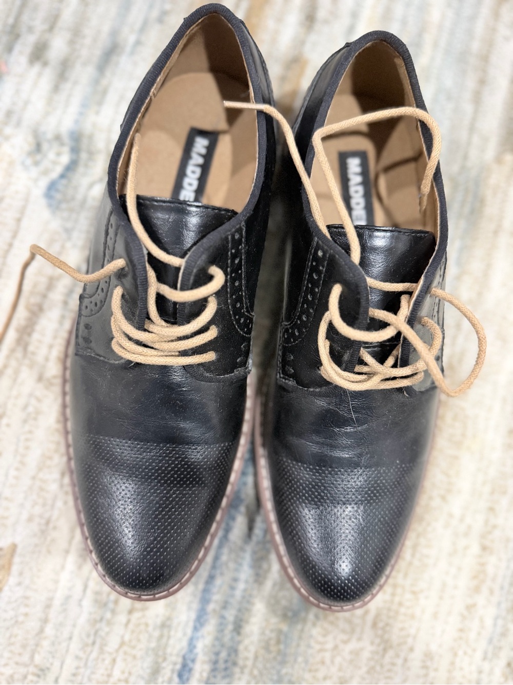 Steve Madden Black Leather Oxfords with Tan Laces